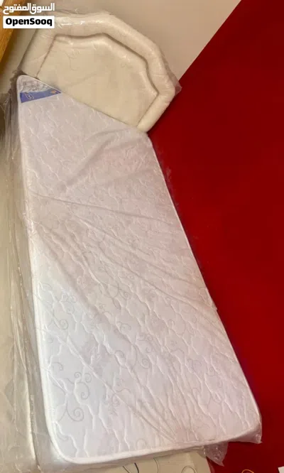 cupboard and bed cot with bed for sale 3