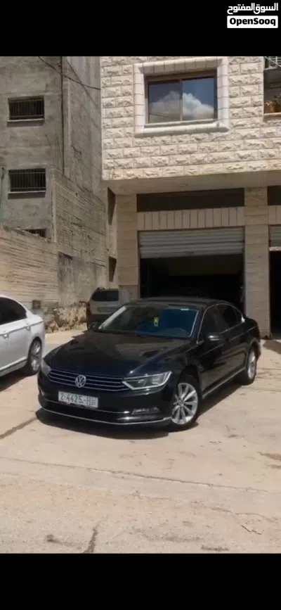 فولكسفاغن باسات R-Line 3