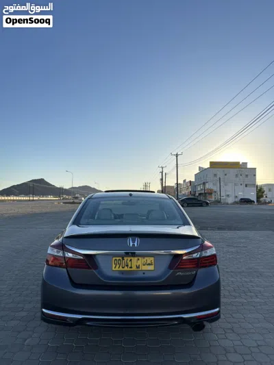 هوندا اكورد EX-L 4