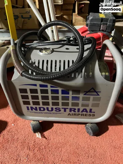 للبيع: نظام مضخة فكيوم احترافي (Industrial Airpress) بمضخة Becker ألمانية أصلي 2