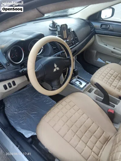 Mitsubishi Lancer Standard 2