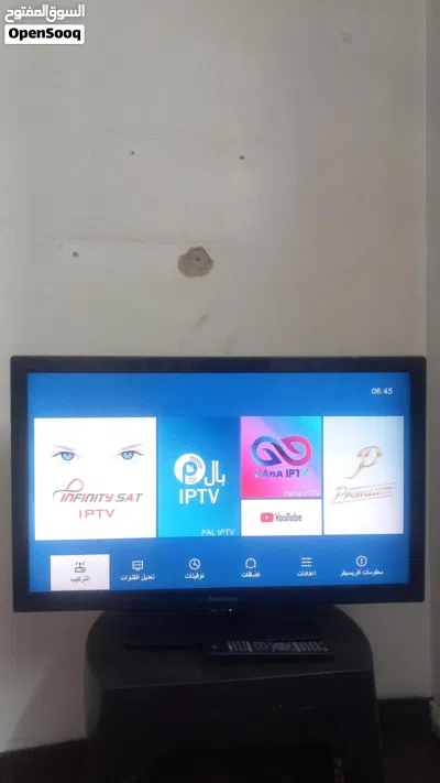 شاشه بحاله جيدا جدا 32 بوصه بسعر 30 دينار عنوان الزرقاء الجديده شارع 36 4