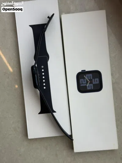 Apple Watch se2 40mm بطارية 100٪ 3