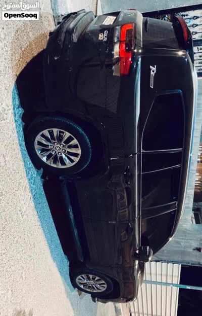 Toyota Land Cruiser GXR 3