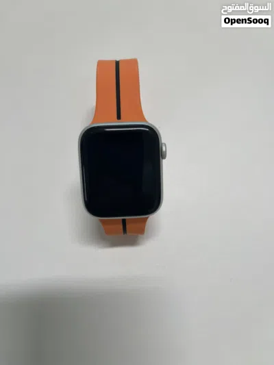 ساعة ابل Apple Watch Series 5 44mm للبيع 90 دينار اصلية 2