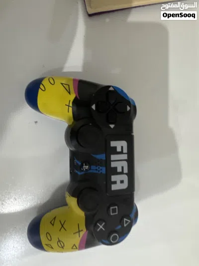 Two controllers five riyal each one game three riyal remote play 10riyal 2