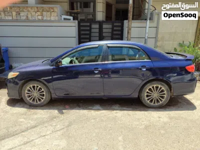 Toyota Corolla LE 2