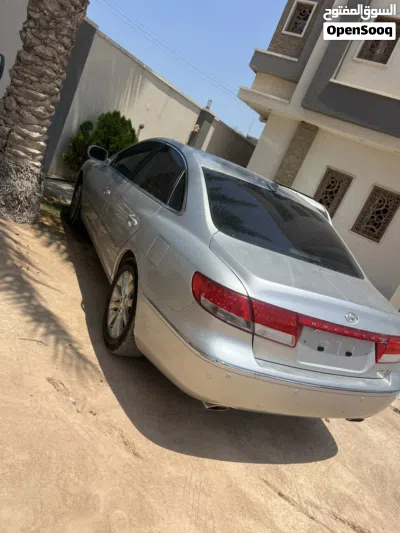 هيونداي ازيرا Standard 2