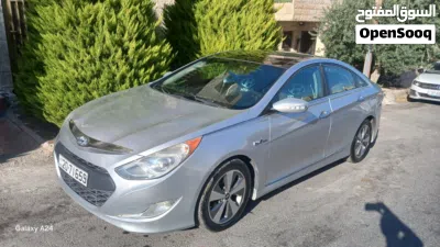Hyundai Sonata Blue 2