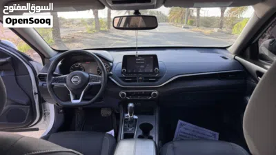 Nissan Altima S 4