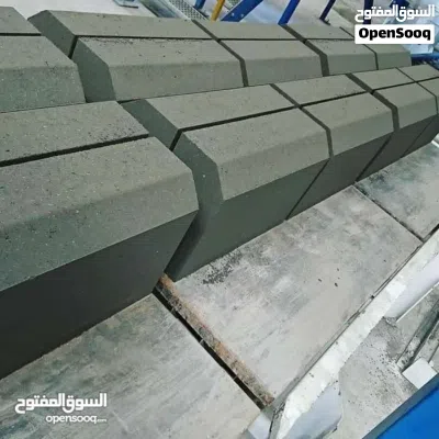 قلاب مع عمال للهدد وإزالة الطمم ونقل جميع مواد البناء خدمه مميزه واسعار في متناول الجميع 3