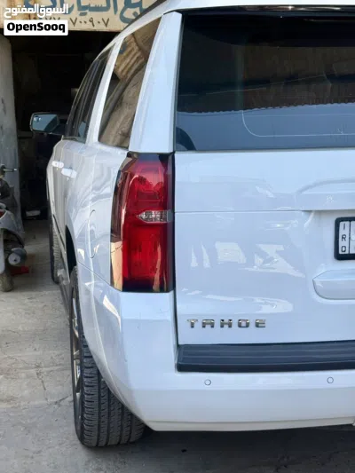 Chevrolet Tahoe LS 4