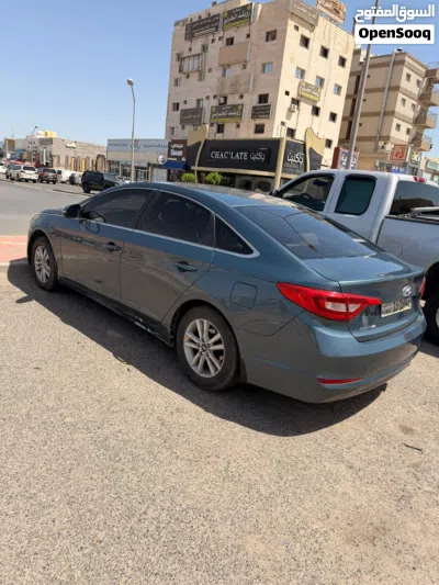 Hyundai Sonata Standard 4