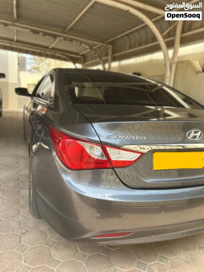 Hyundai Sonata Standard 2