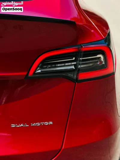 Tesla Model Y Long Range 2