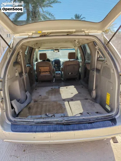 Toyota Sienna LE 4
