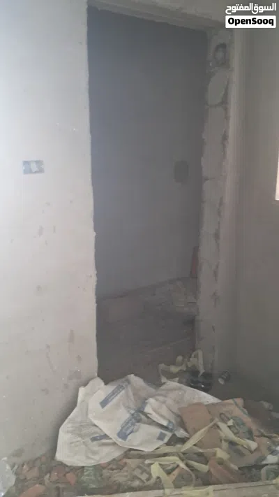 شقق نص تشطيب 4