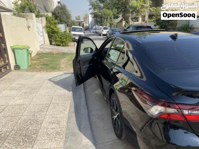 Toyota Camry SE 2