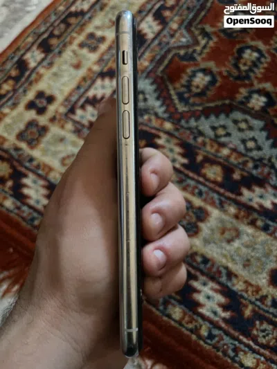 ايفون 11 برو نضيف نضيف 64 قيقا 2