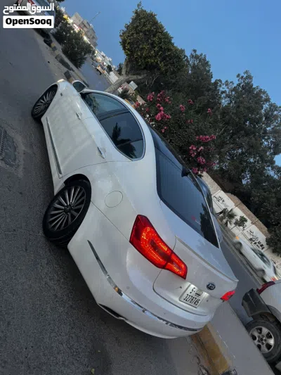 Kia Cadenza Limited 3