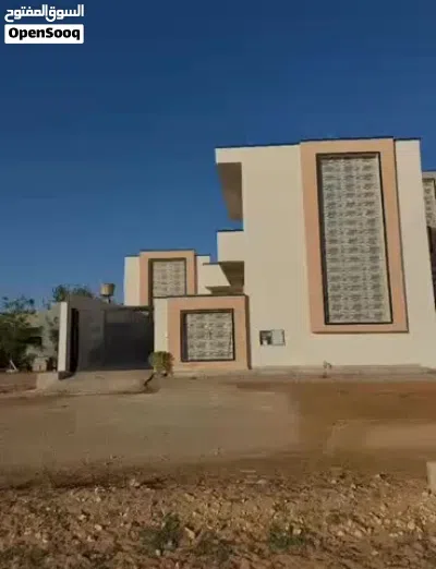 منزل حديث البيع منطقة خلة الفرجان بالقرب من مسجد التوحيد المتفرع من طريق البل 4