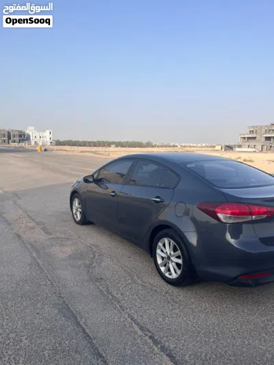 Kia Cerato EX 3