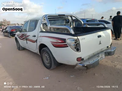 Mitsubishi L200 Standard 4