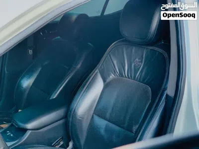Kia Cadenza Premium 2