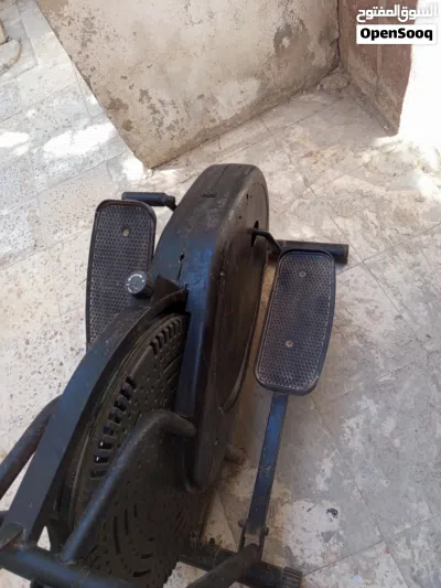دراجة رياضية بعجلة واحدة 2