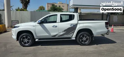 Mitsubishi L200 Double Cab GL 2