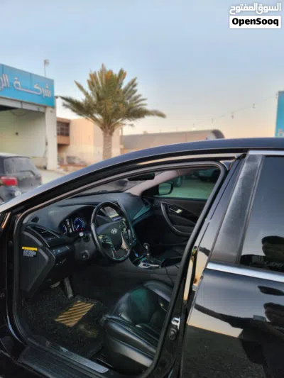 Hyundai Grandeur 2