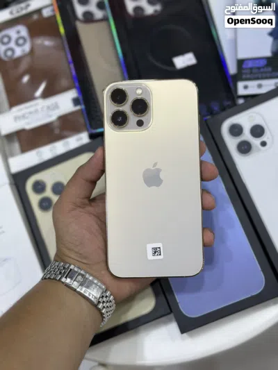 عرض خاص : iPhone 13 pro max 256gb هواتف نظيفة جدا بحالة الوكالة بدون اي شموخ أو مشاكل مع ضمان 3