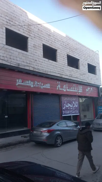 محلات تجاريه عدد 4 ابواب واجهات سيكيوريت مبلط ديكور جاهز ابواب خارجية كهرباء دورة مياه 4