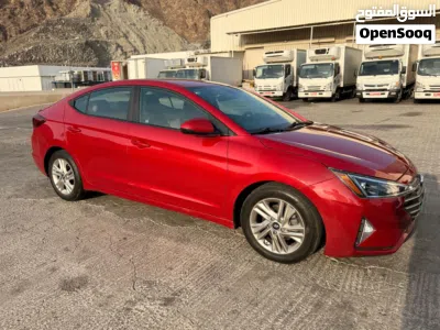 Hyundai Elantra SEL 2