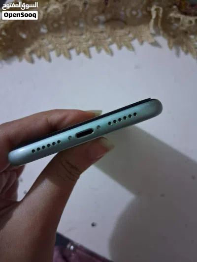 ايفون 11بطاريه 86 مساحه 64تلفون استعمال بنت كانه جديد مفهوش خدش ولا اي مشاكل مدفوع الضريبه 4