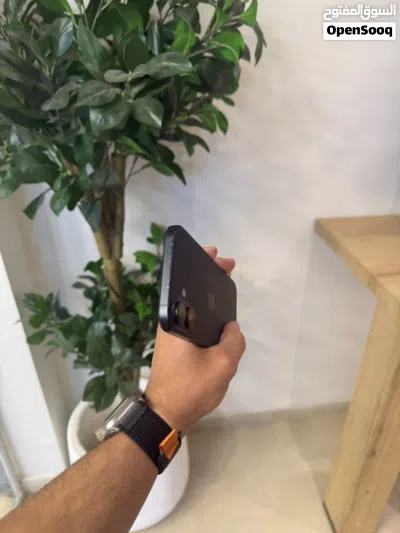 iPhone 16 Plus eSIM شريحة الكترونية 3