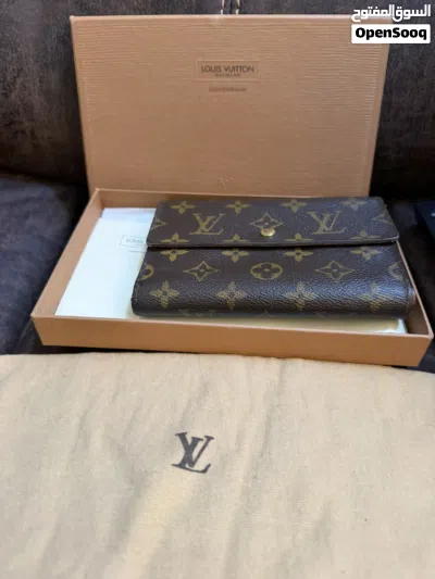 Louis vuitton wallet 2