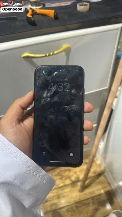 ايفون XR نضيف جداً 2