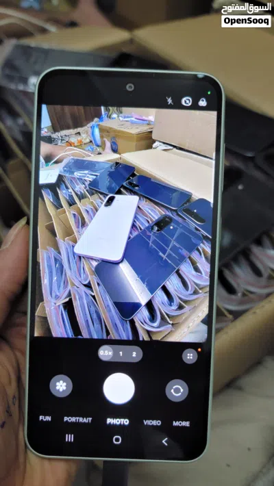يتوفر تلفون سامسنج A36 4