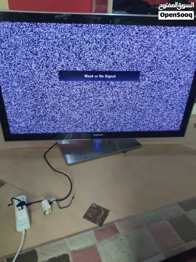 Sale Samsung big TV 55 inch, price 60 BD 2