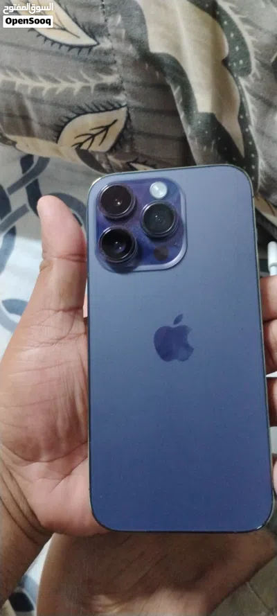 this phone is good better condition 6 month use 2