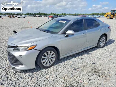 Toyota Camry LE 2