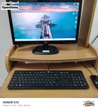 كمبيوتر مع جميع ملحقاتهhp الرام 8 i5 2