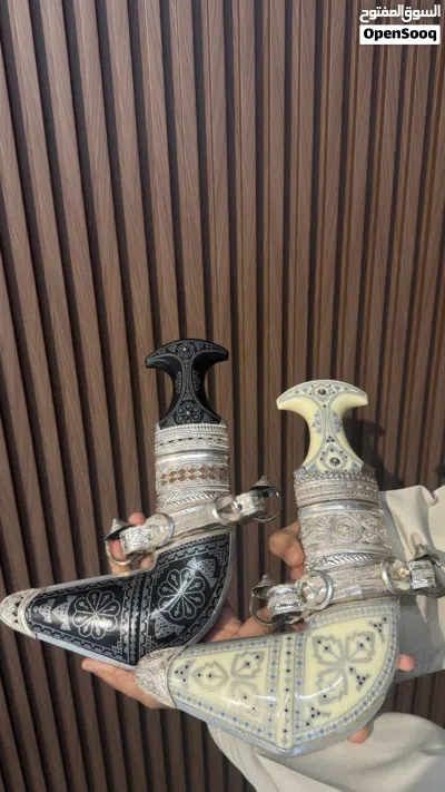 للبيع فقط خناجر وسيوف فضه 3