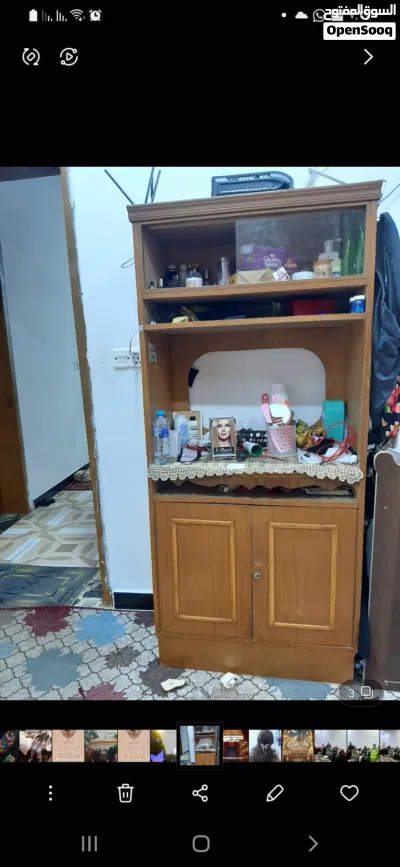 كاونتر المنيوم 3 قطع ( اثنين ارضي ووحده تعليك ) وواحد ثاني وقطعتين ( ارضي وتعليك) وبوفيه صاج اصليه 4