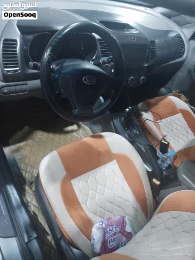 Kia Cerato Standard 2