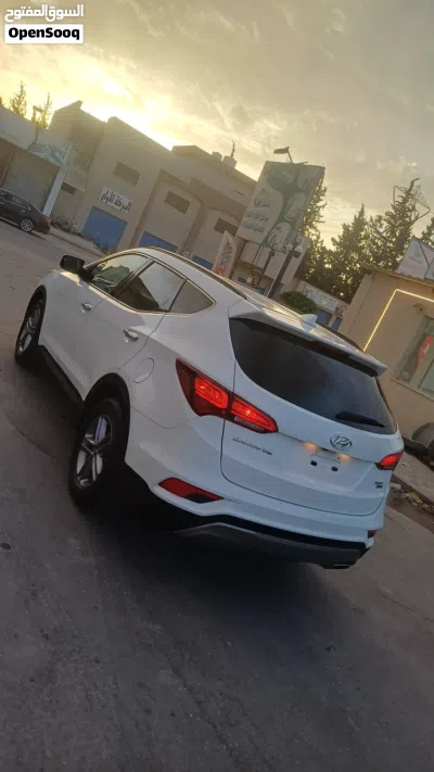 هيونداي سنتافي GL 4