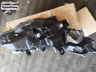 ليت أمامي مستخدم نظيف جدا يمين 3 عدسات لكزس RX 350 موديل 2023 خليجي 3