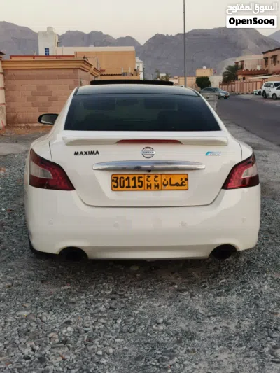 Nissan Maxima S 4
