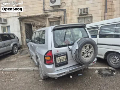 Mitsubishi Pajero GLS MID 2
